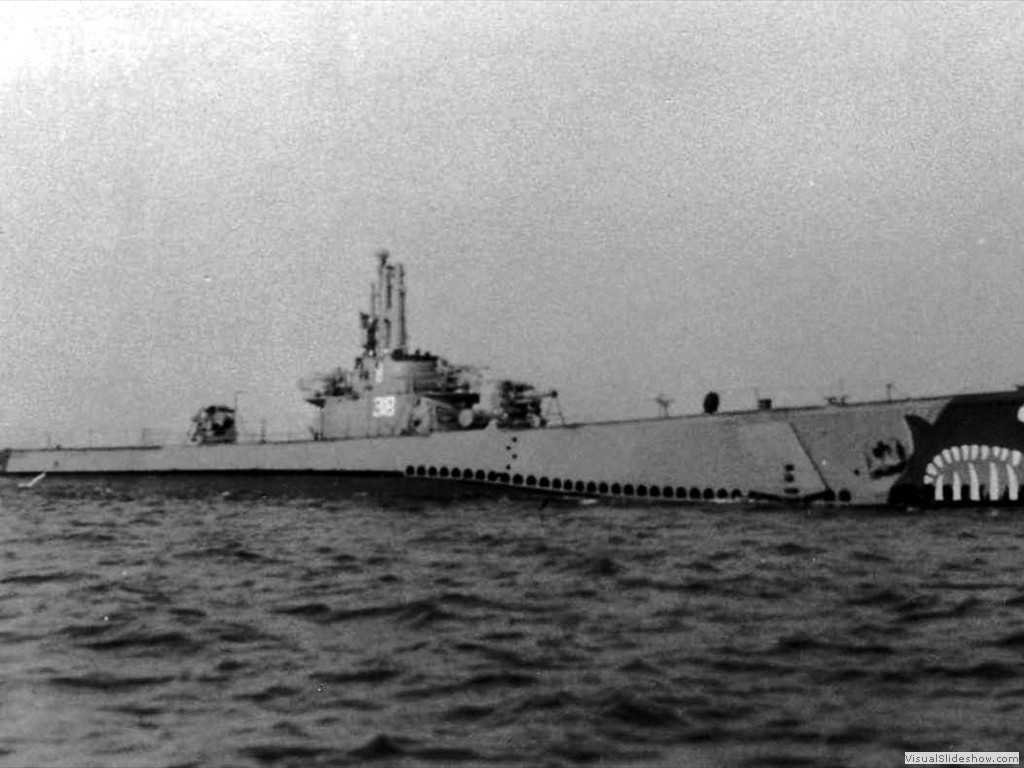 USS Baya (SS-318)-2