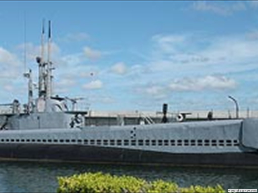 USS Bowfin SS-287