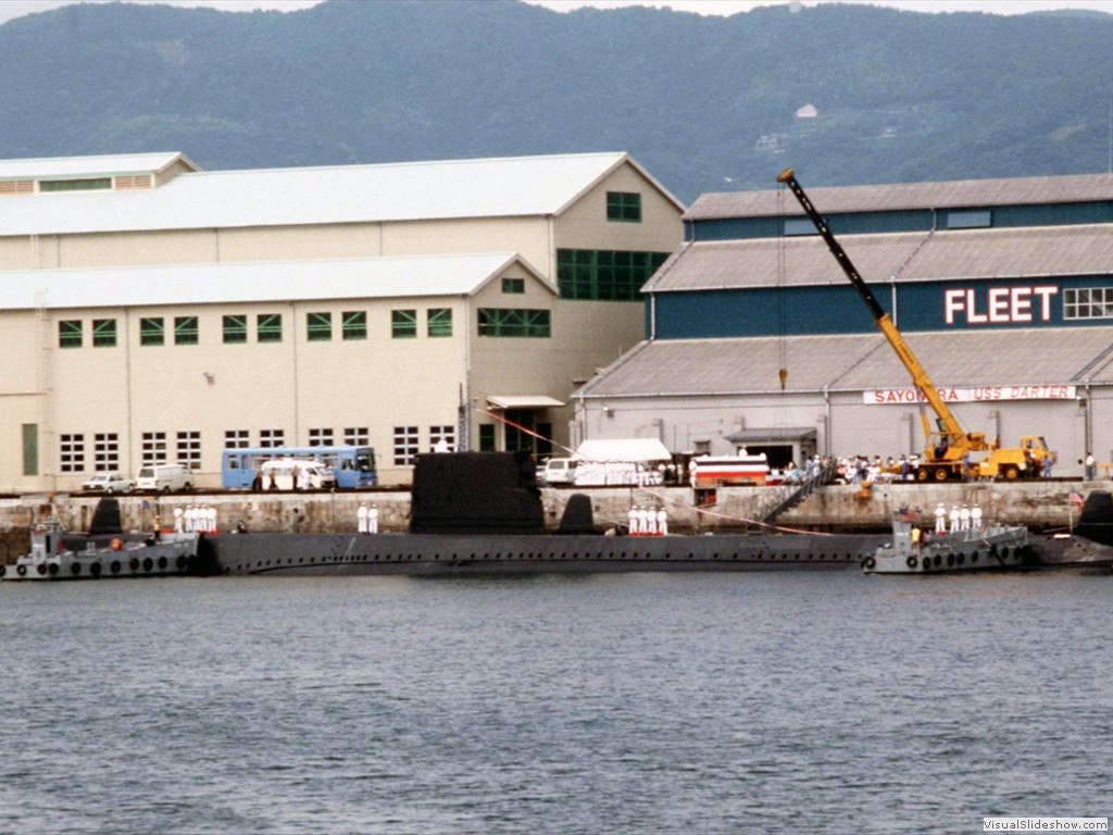 USS Darter (SS-576) departing Sasebo 18 September 1989.